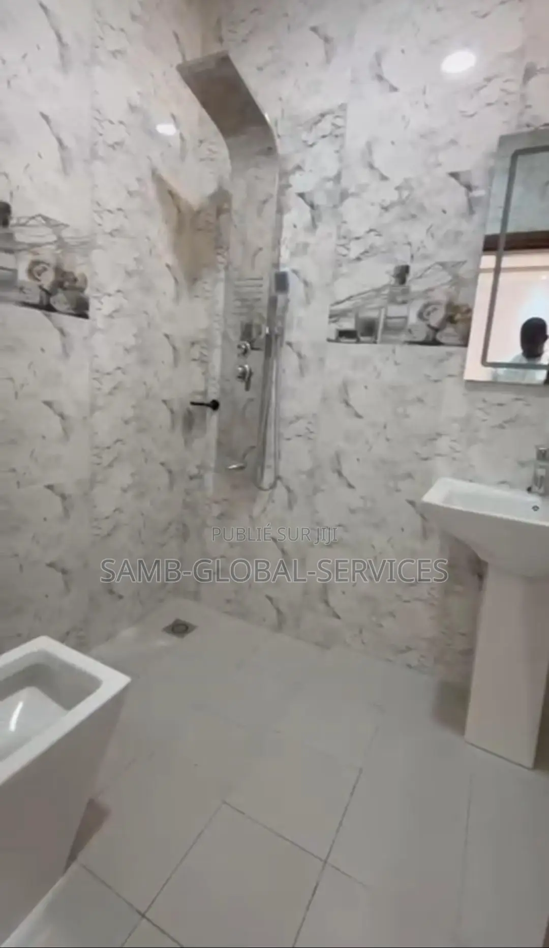 3chbre Appartement dans Yoff à Louer