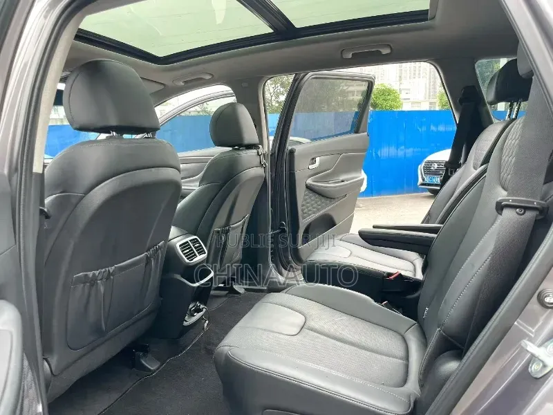Hyundai Santa Fe 2021 Gris