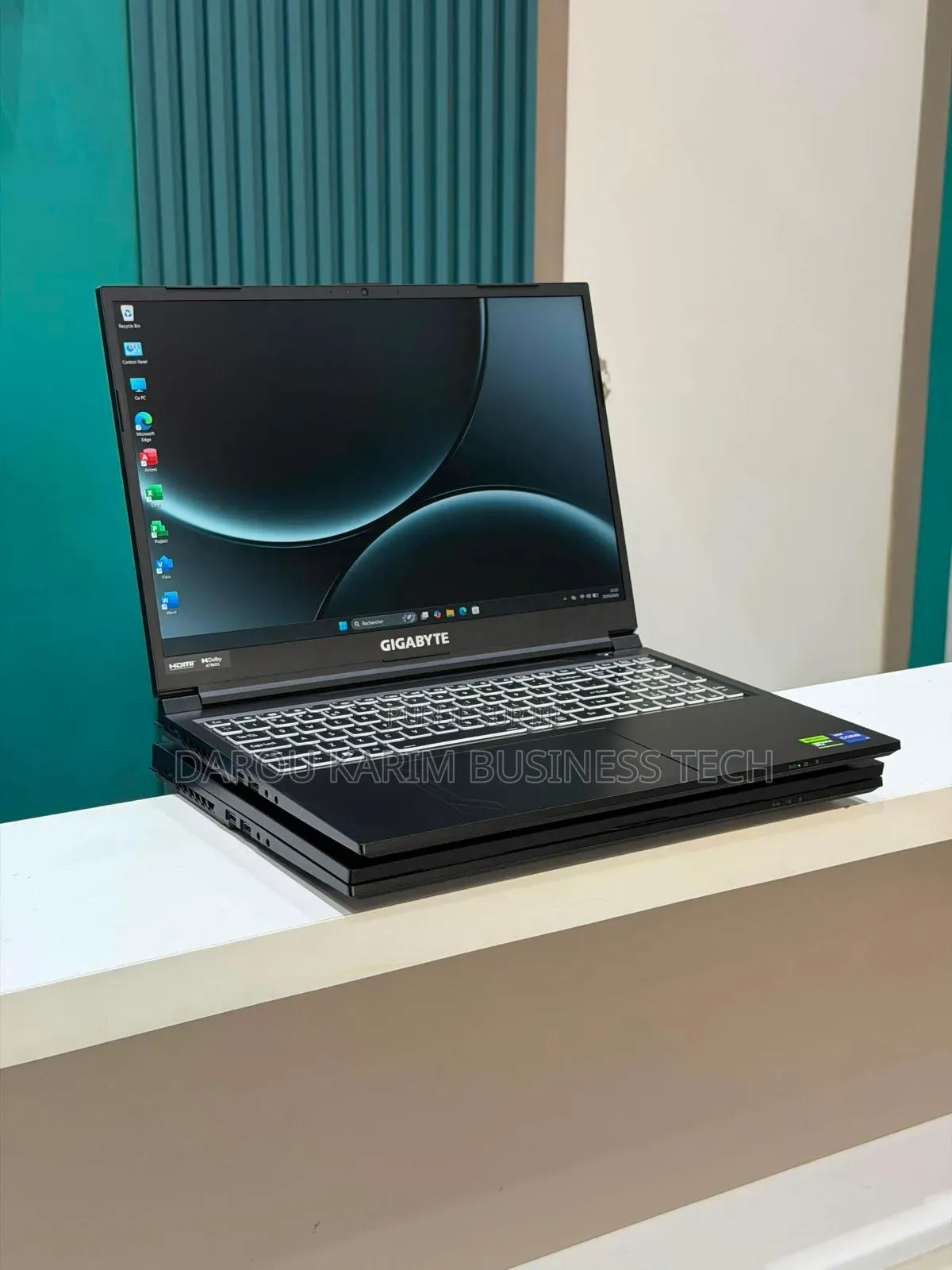 Nouveau Ordinateur portable Gigabyte Autre 16GB Intel Core i7 SSD 512GB