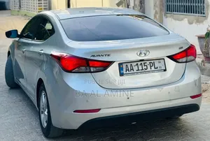 Hyundai Elantra 2014 Gris