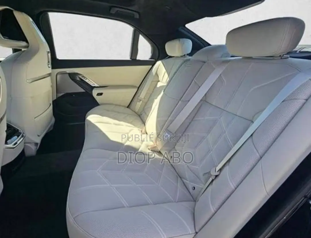 Nouveau BMW 7 Series 760i xDrive AWD 2023 Noir