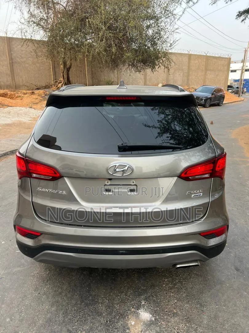 Hyundai Santa Fe 2017 Beige