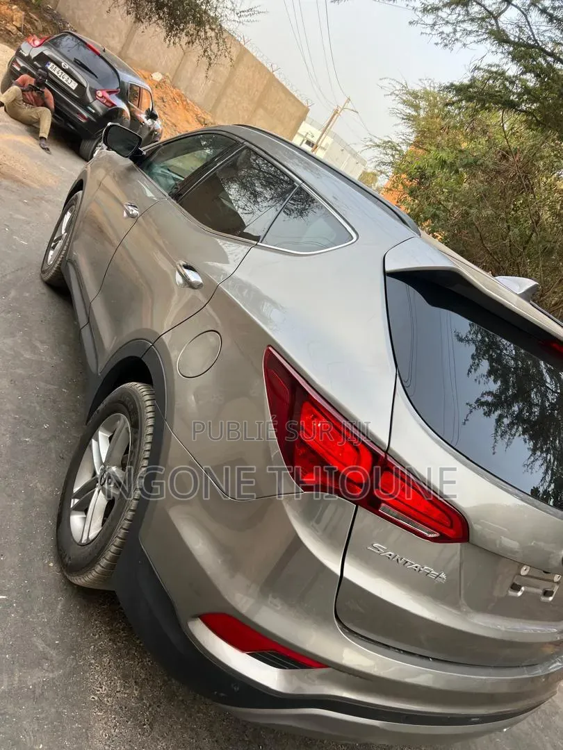 Hyundai Santa Fe 2017 Beige