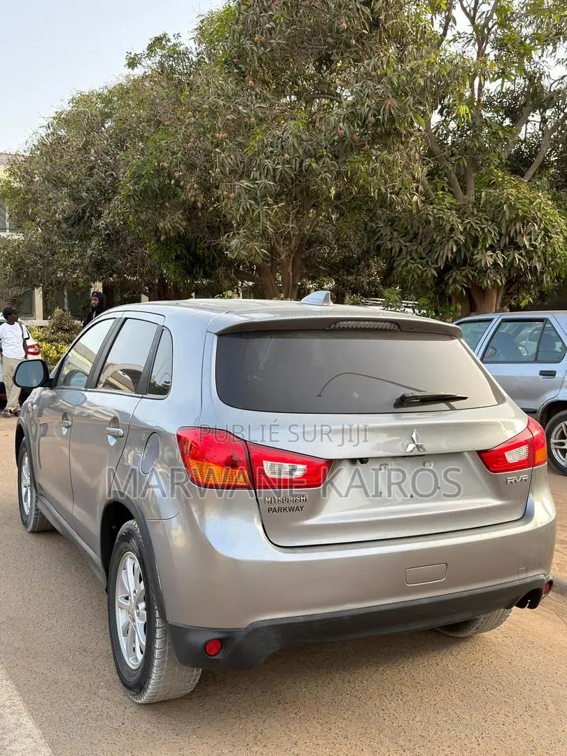 Mitsubishi RVR 2017 Gris