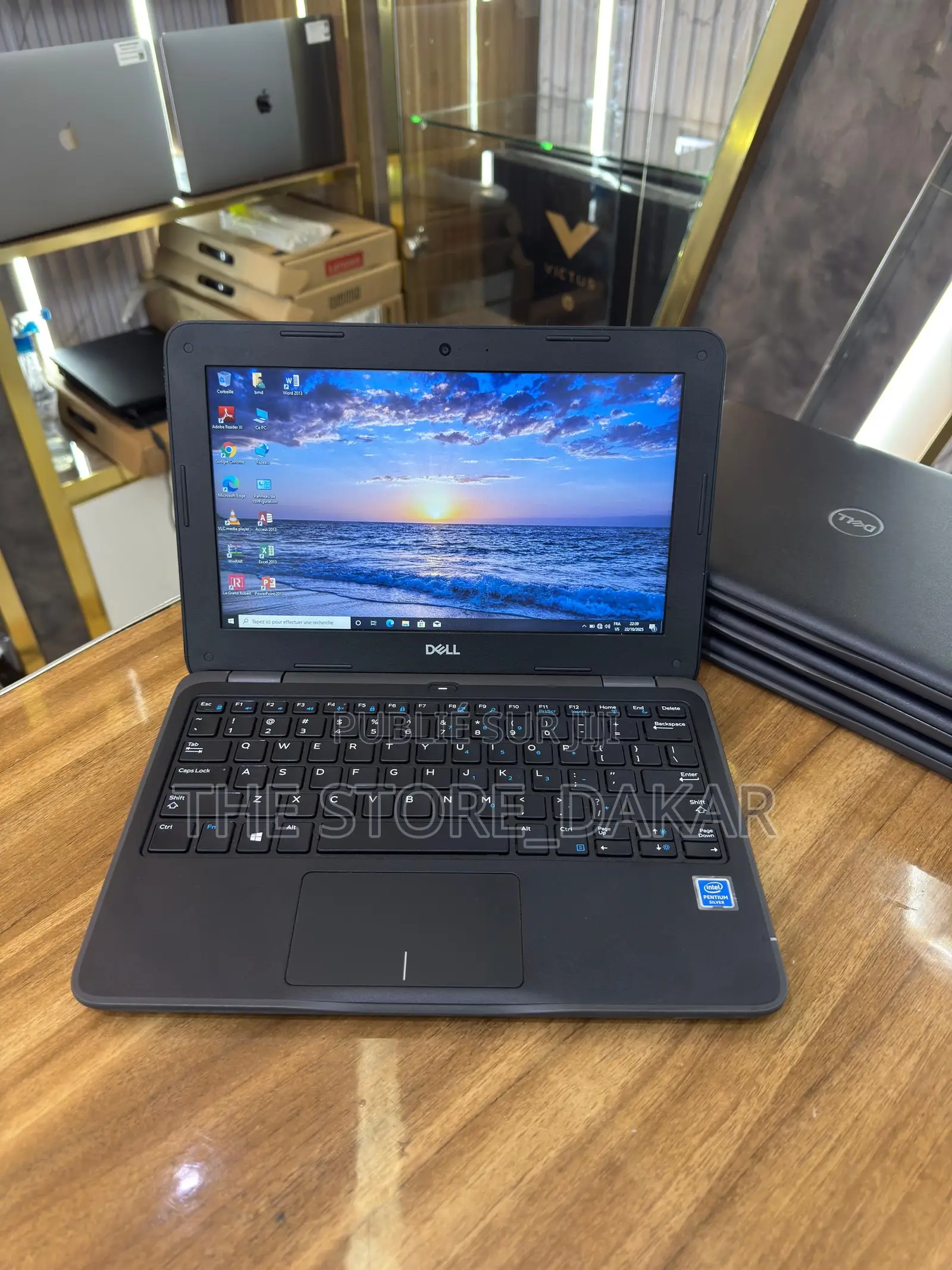 Nouveau Dell Latitude 3180 4GB Intel Celeron SSD 128GB
