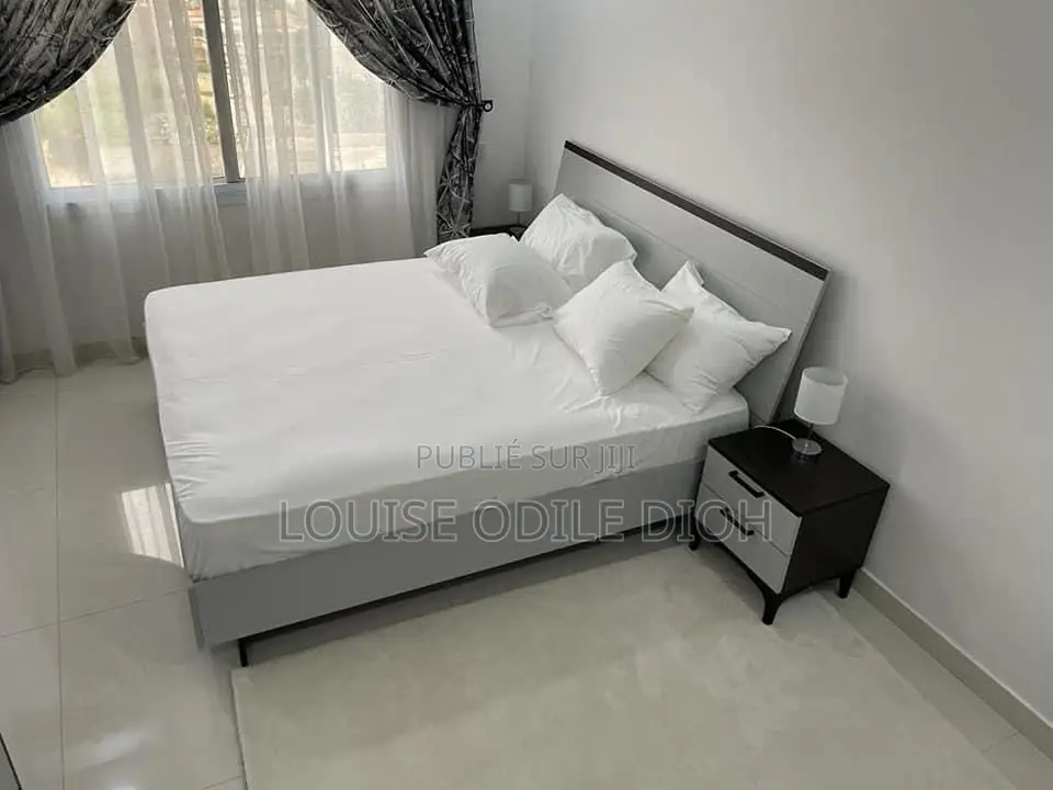 Meublé 4chbre Appartement dans Solyx Conciergerie, Almadies à Louer