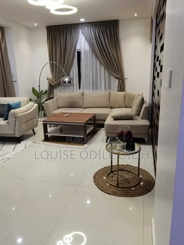 Meublé 4chbre Appartement dans Solyx Conciergerie, Almadies à Louer