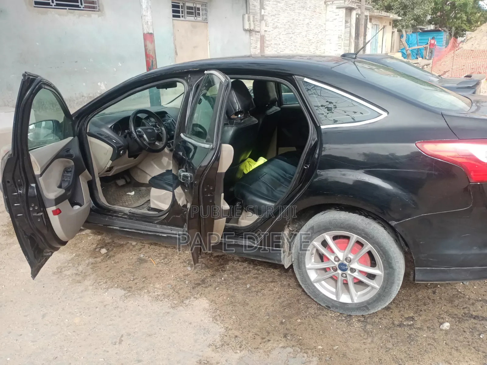 Ford Focus 2012 Noir