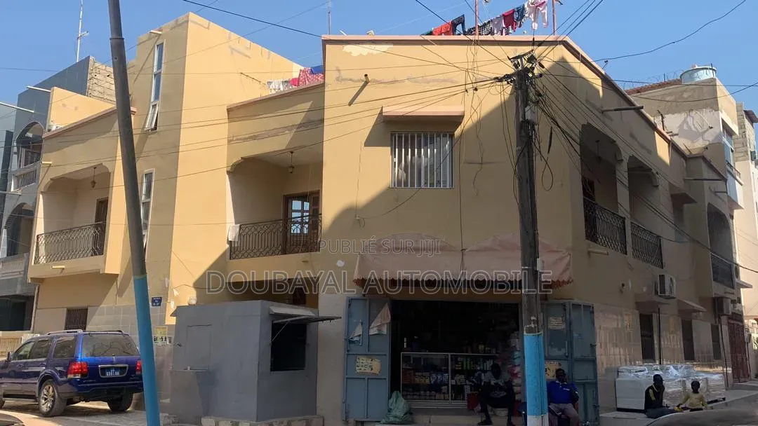 7chbre Villa dans Mariste École, Mermoz Sacré-Cœur à Vendre