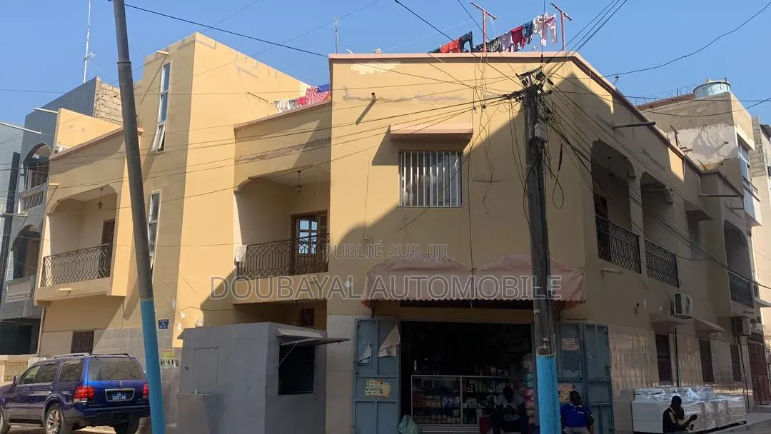 7chbre Villa dans Mariste École, Mermoz Sacré-Cœur à Vendre