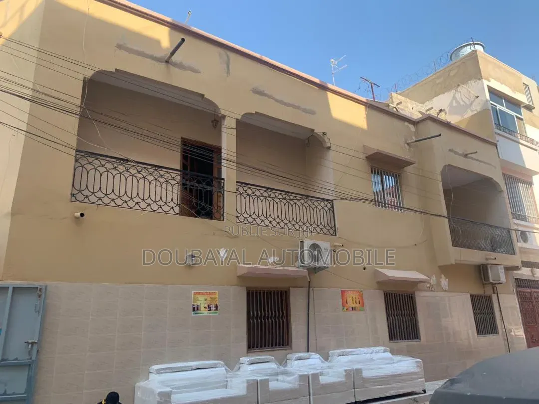 7chbre Villa dans Mariste École, Mermoz Sacré-Cœur à Vendre