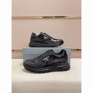 Prada Sneakers – Chaussures Luxe Élégance Streetwear