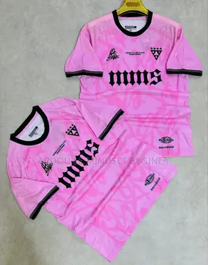 Maillots Outfit : Omerta, Trapstar, 667, Et VRK Disponible