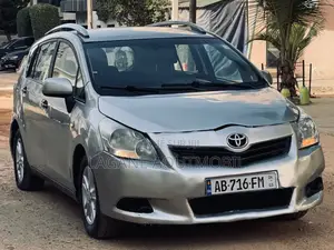 Toyota Avensis Verso 2.0 Diesel 2010 Blanc