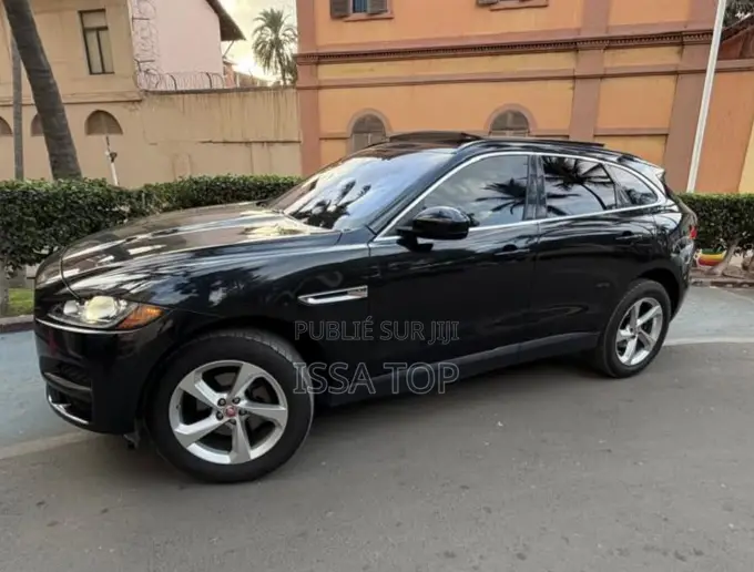 Jaguar F-Pace 2019 Noir