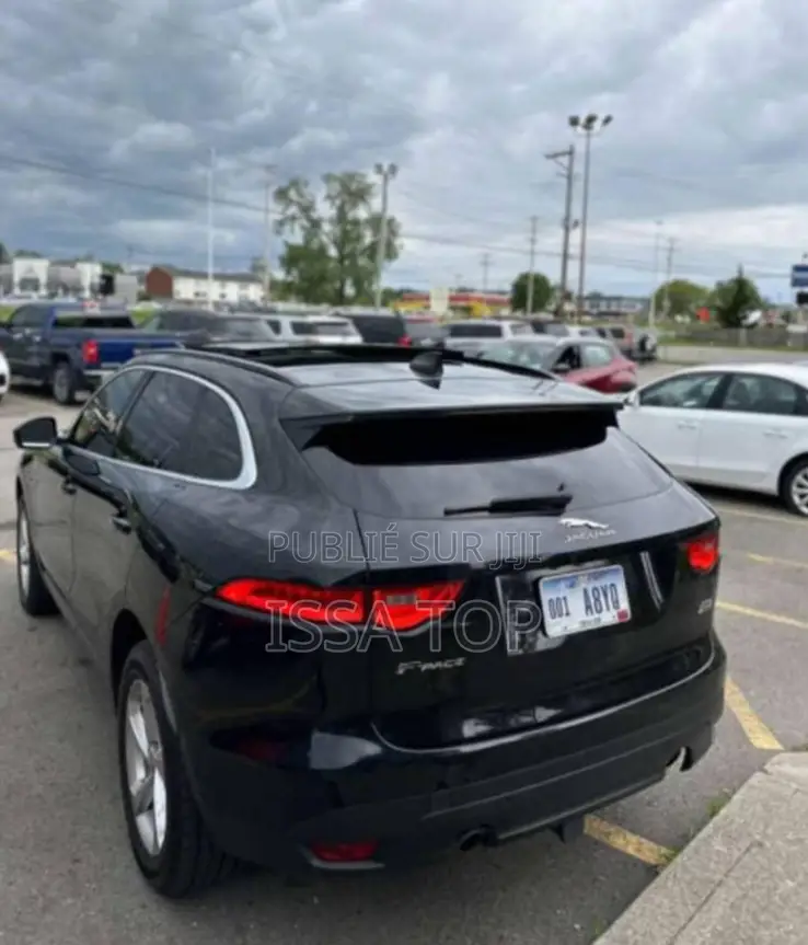 Jaguar F-Pace 2019 Noir