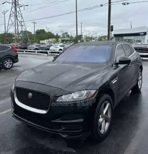 Jaguar F-Pace 2019 Noir