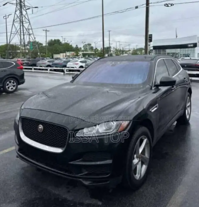 Jaguar F-Pace 2019 Noir