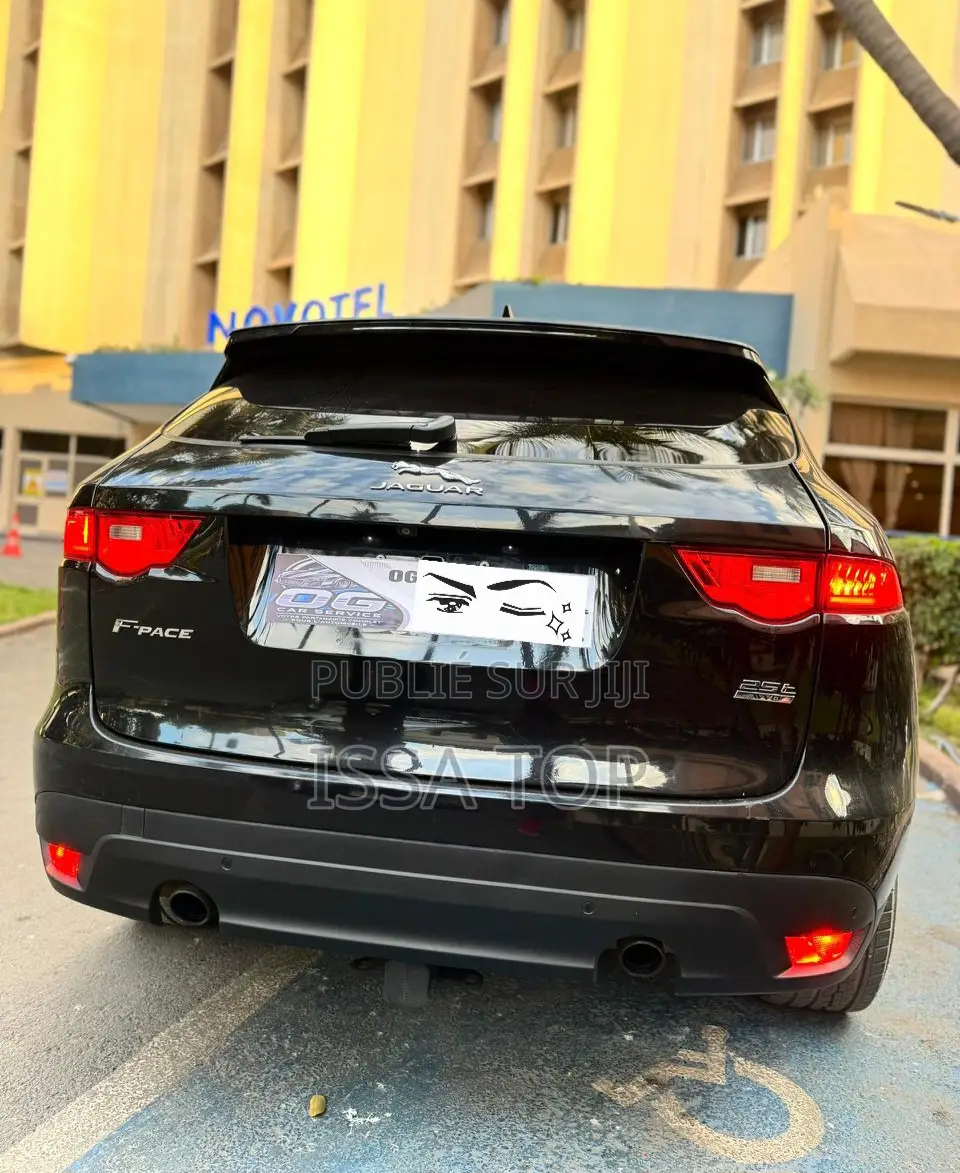 Jaguar F-Pace 2019 Noir