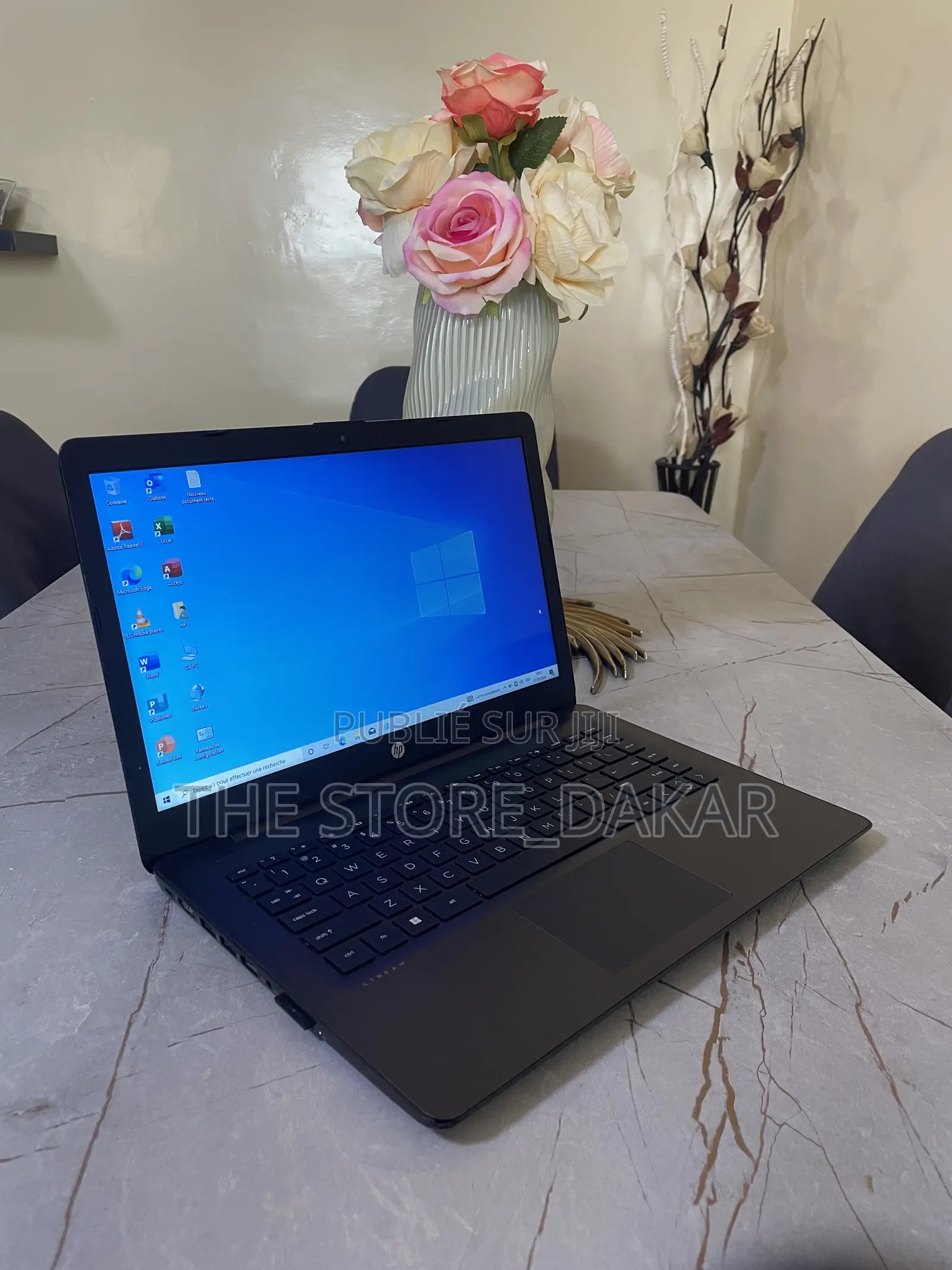 Ordinateur portable HP Stream 14 4GB Intel Celeron HDD+SSD 160GB