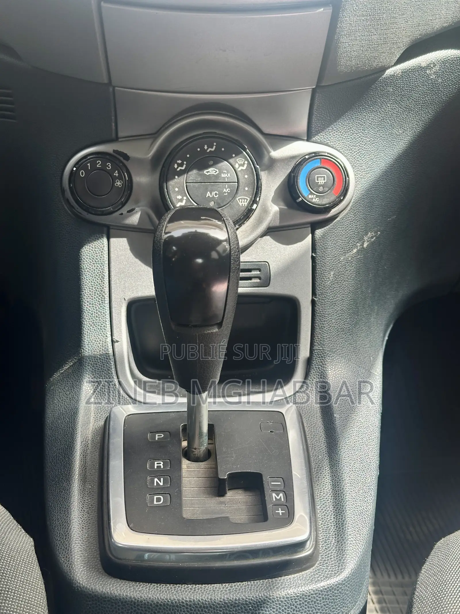 Ford Fiesta 2011 Gris