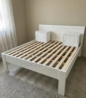 Lit 3 Places Avec 2 Commodes