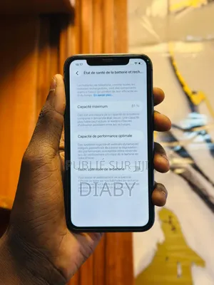 Apple iPhone 11 64 GB Noir