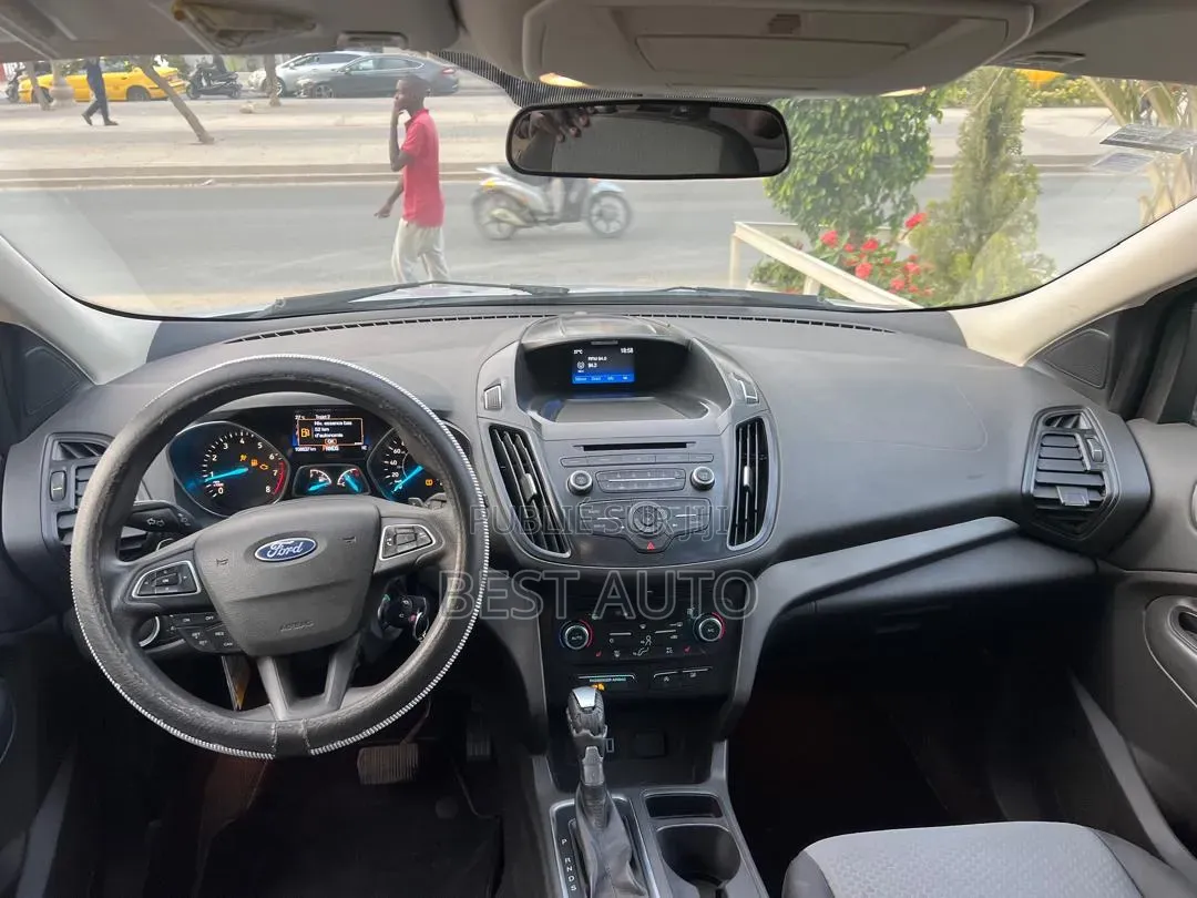 Ford Escape 2017 Gris