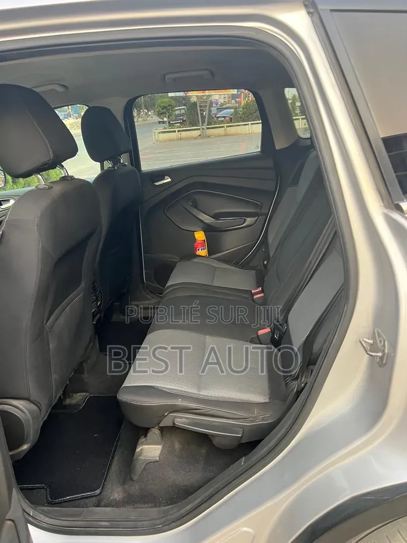 Ford Escape 2017 Gris