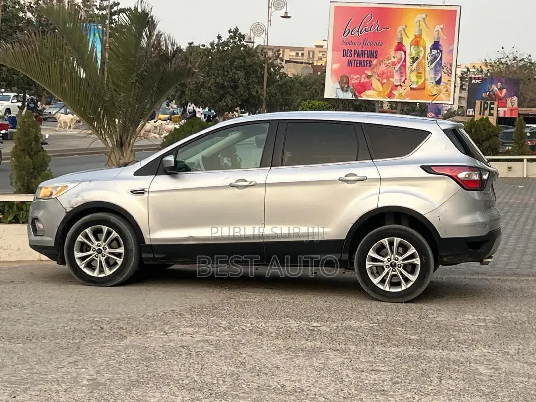 Ford Escape 2017 Gris