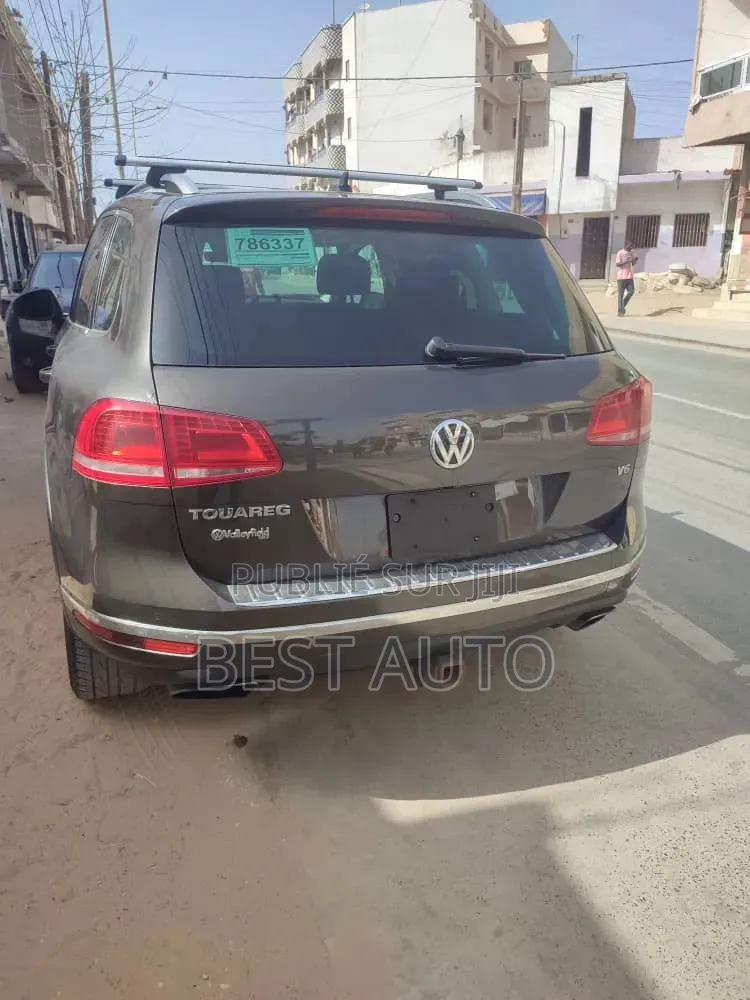 Volkswagen Touran 2017 Gris