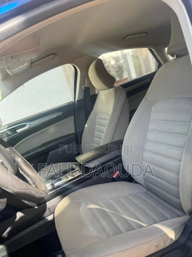 Ford Fusion 2018 Bleu