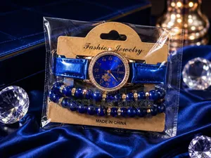 Une Ensemble De Montre Et Ses Bracelets Disponibles À Des Prix Abordab