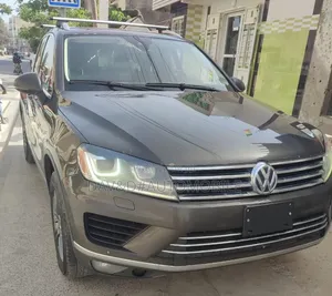 Volkswagen Touareg 2017 Marron