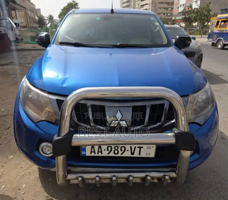 Mitsubishi L200 2020 Bleu