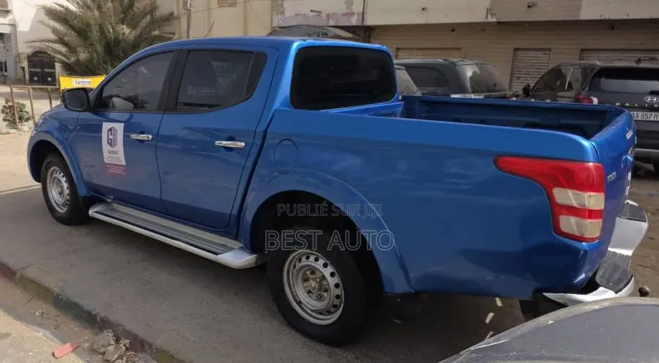 Mitsubishi L200 2020 Bleu