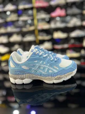 Asics Disponible