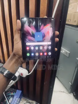 Nouveau Samsung Galaxy Z Fold 3 256 GB Noir