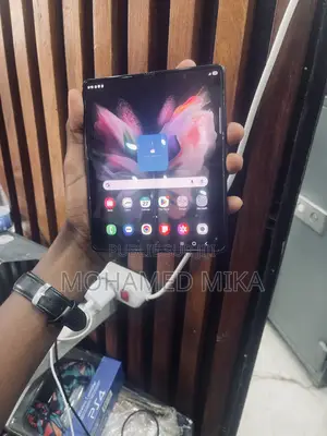 Nouveau Samsung Galaxy Z Fold 3 256 GB Noir