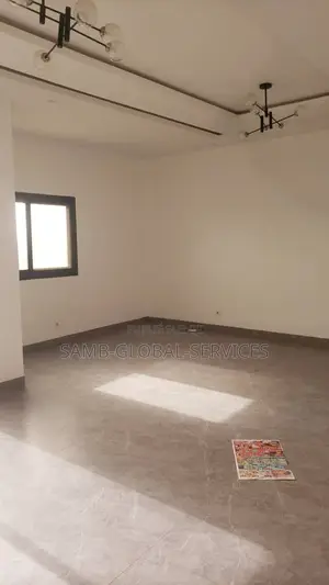 2chbre Appartement dans Yoff à Louer