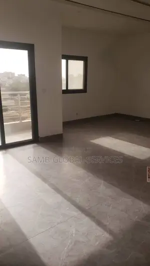 2chbre Appartement dans Yoff à Louer