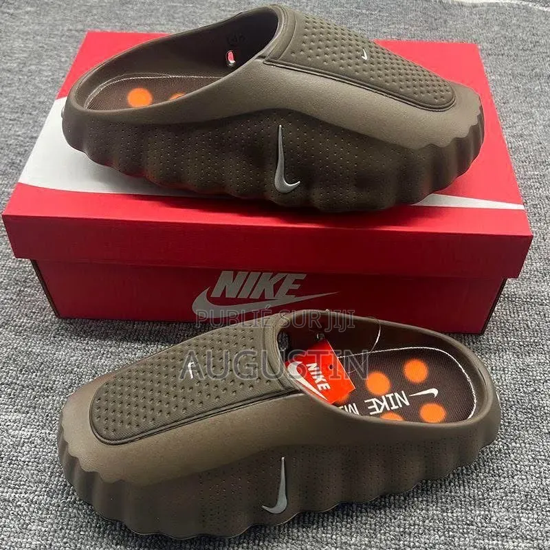 Nike Yeuzi