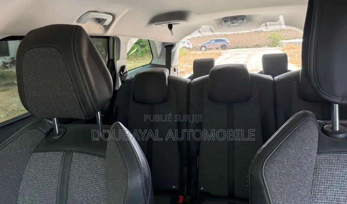 Peugeot 5008 2018 Blanc