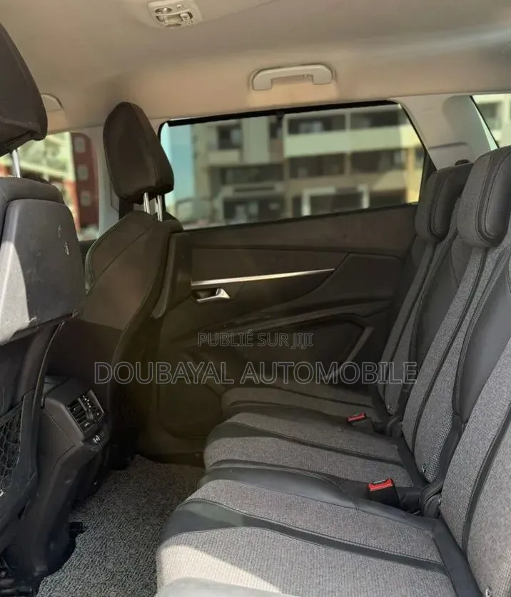 Peugeot 5008 2018 Blanc