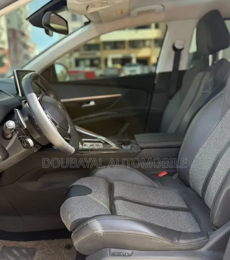 Peugeot 5008 2018 Blanc