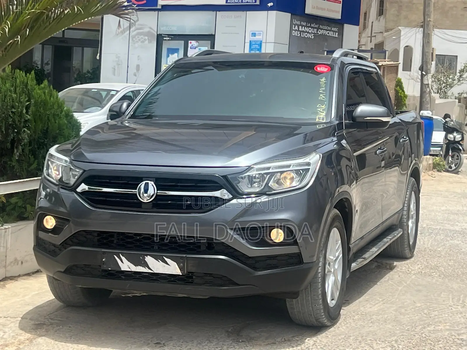 SsangYong Rexton 2018 Gris