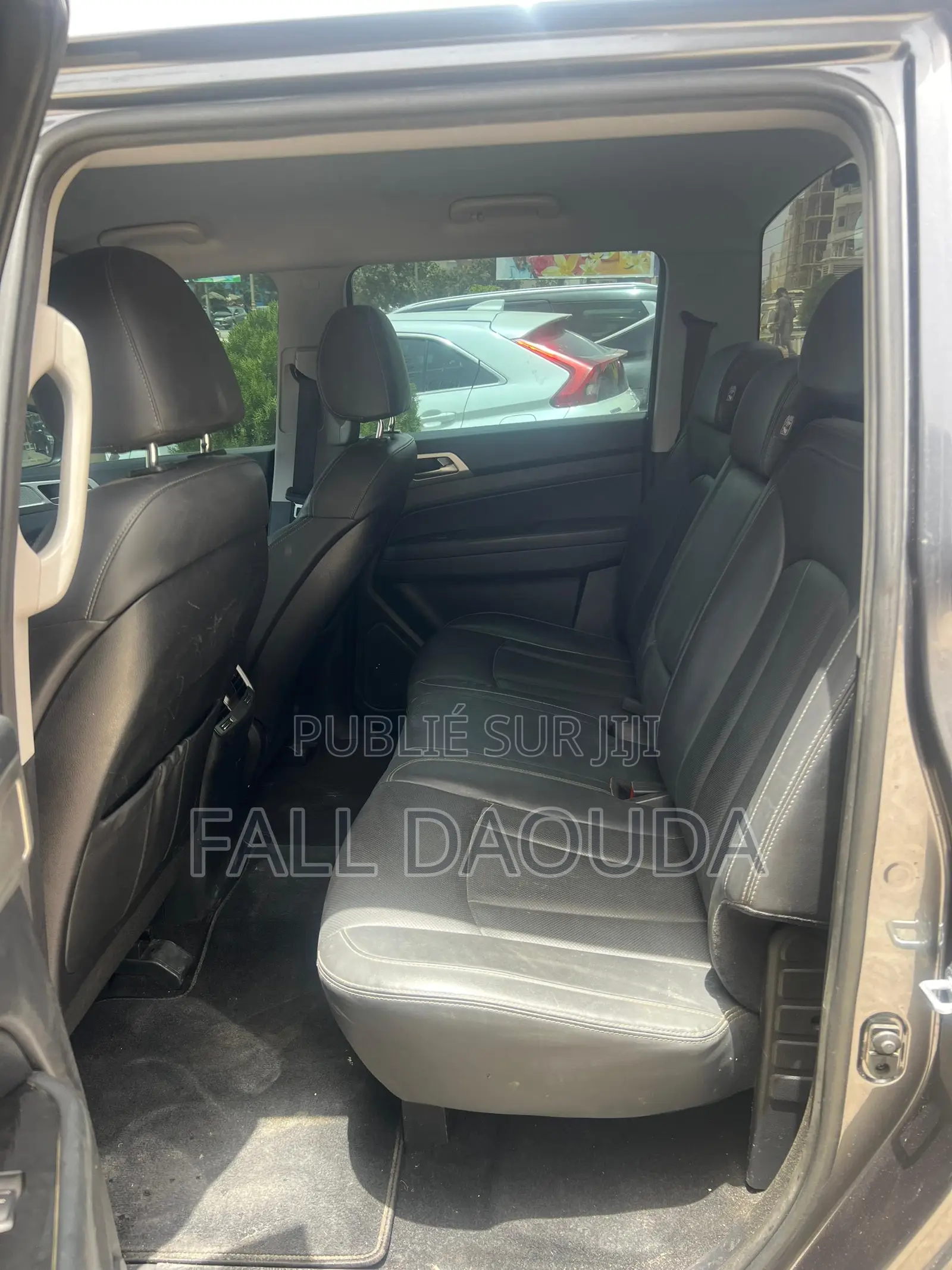 SsangYong Rexton 2018 Gris