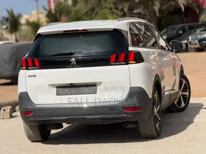 Peugeot 5008 2018 Blanc