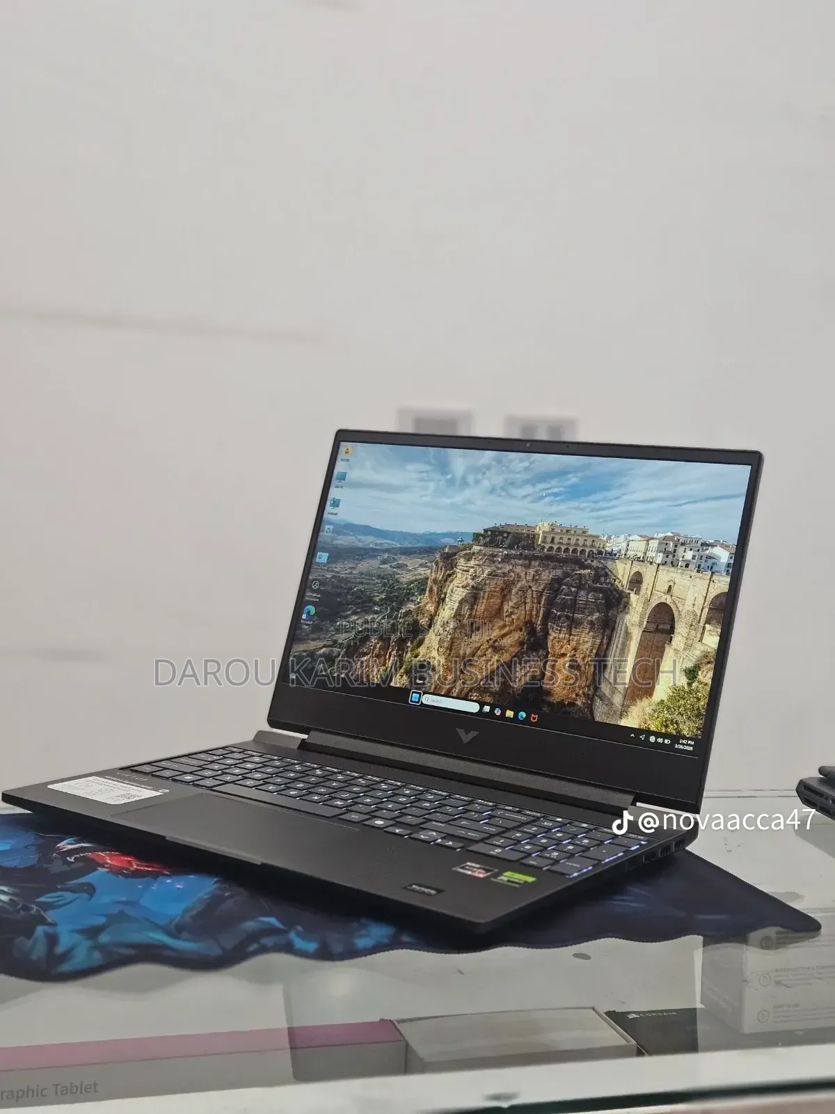 Nouveau Ordinateur portable HP Victus 15 16GB AMD Ryzen 7 SSD 512GB