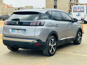 Peugeot 3008 2021 Gris